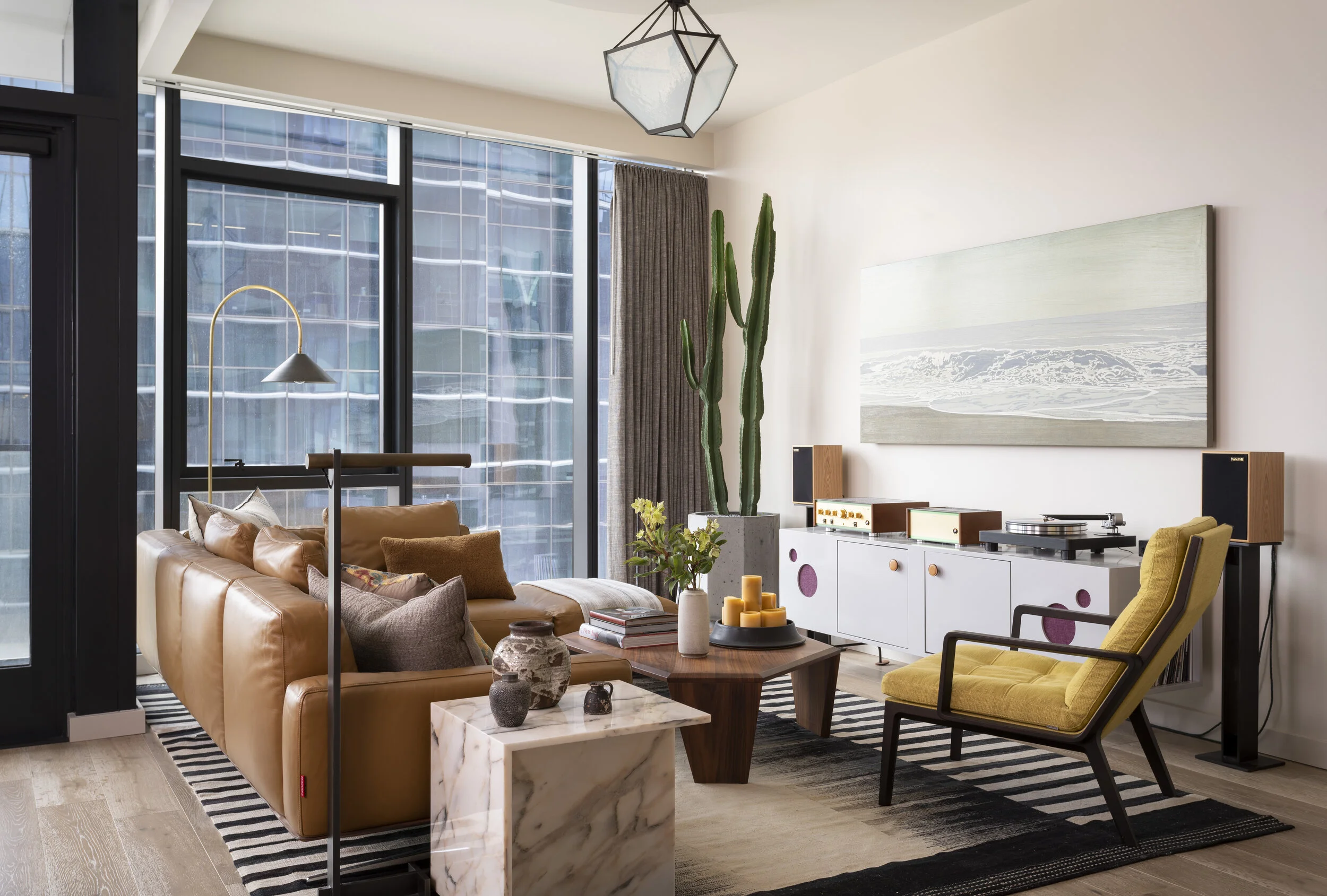 Proper Pied-à-Terre